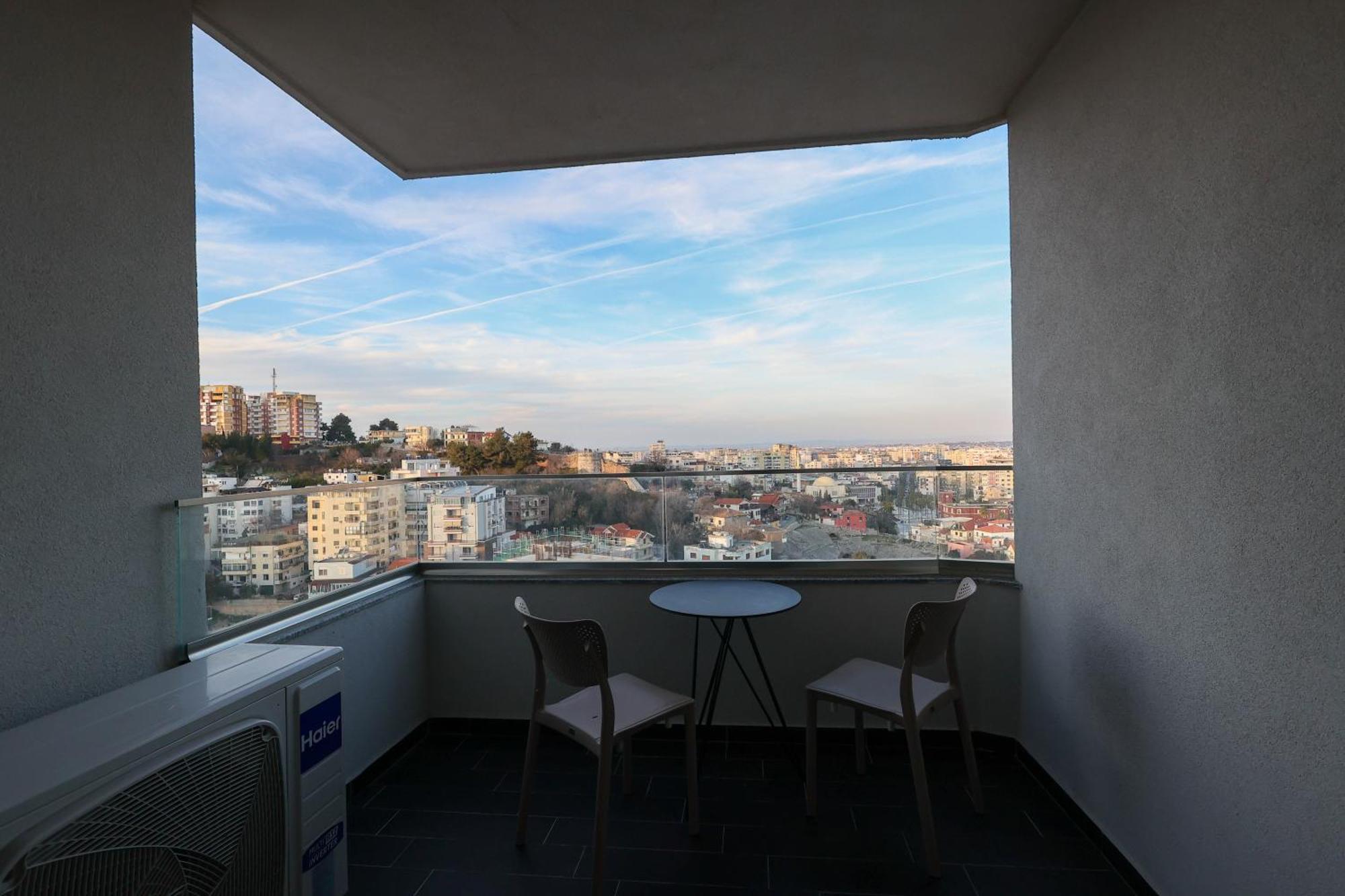 Grandstay Apartments Durrës Rum bild