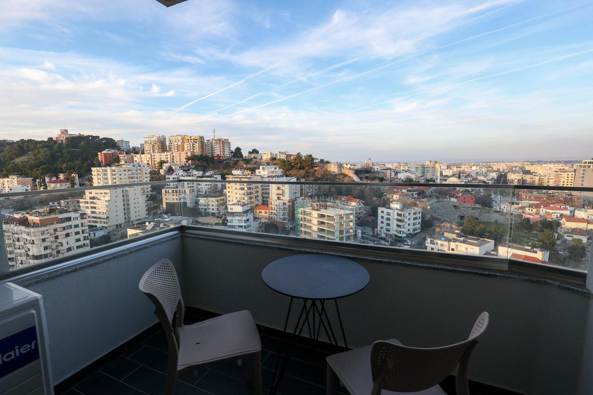 Grandstay Apartments Durrës Rum bild